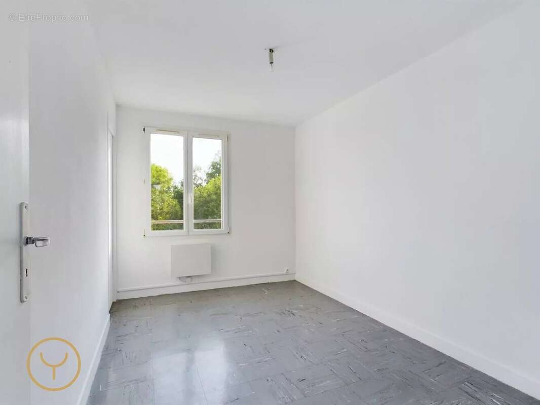 Appartement à ROMILLY-SUR-SEINE