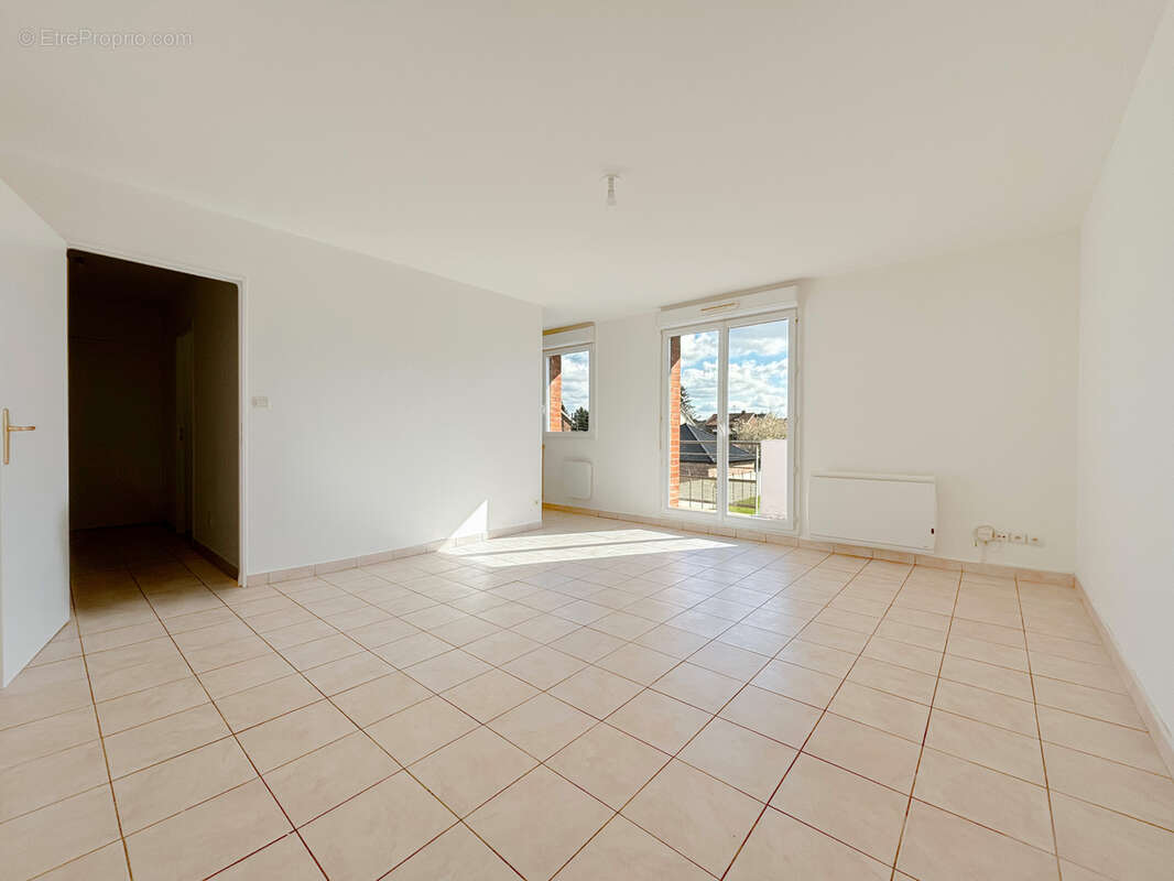 Appartement à BEUVRAGES