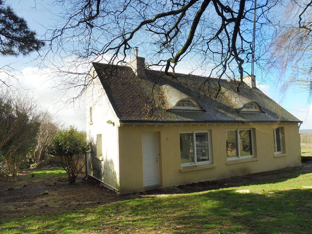 Maison à BRIEC