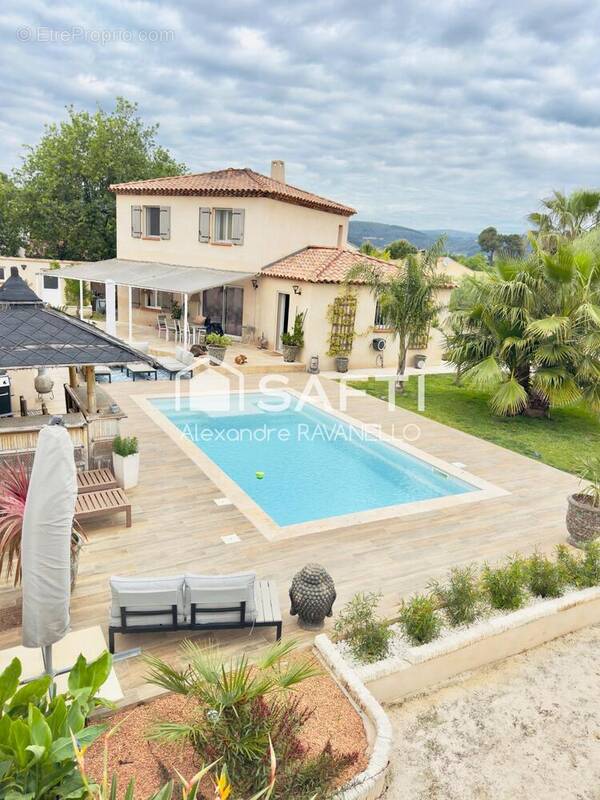 Photo 1 - Maison à SOLLIES-PONT