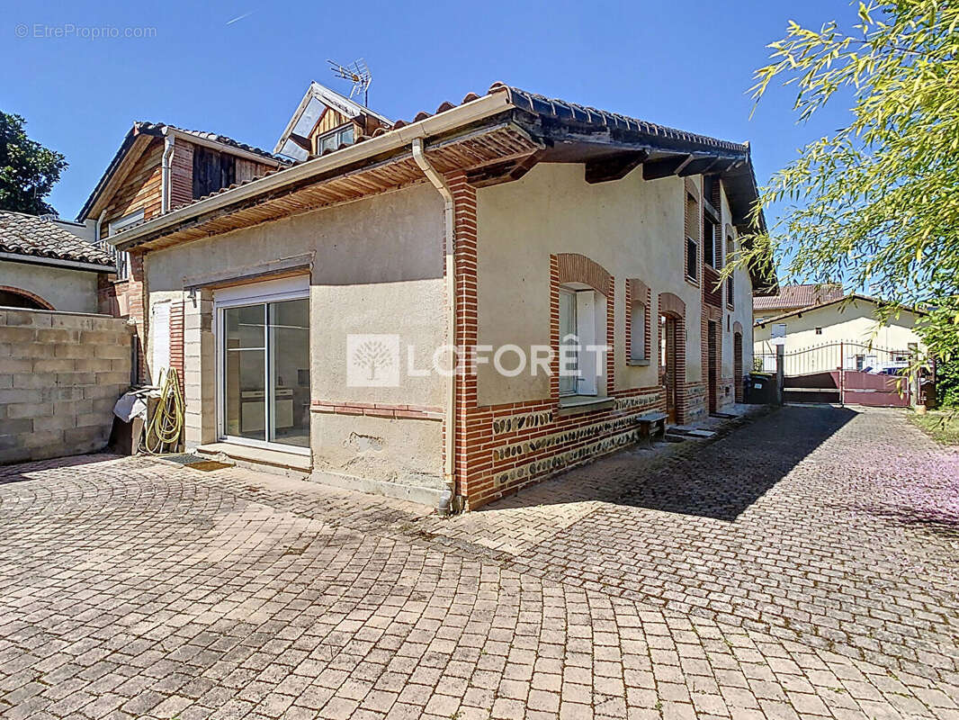 Maison à BESSENS