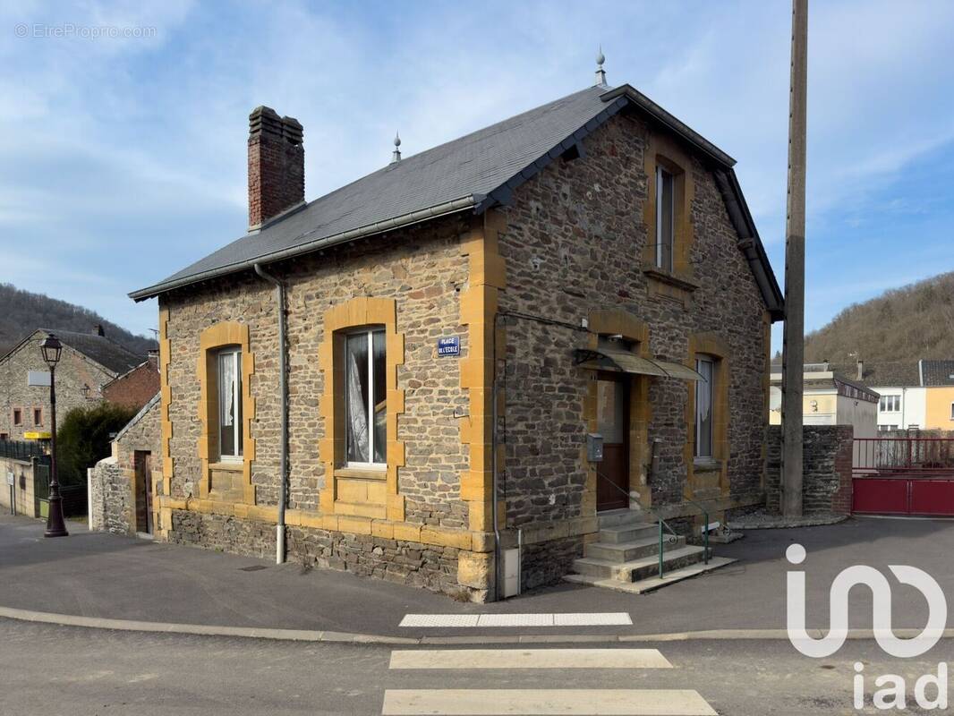 Photo 1 - Maison à LES HAUTES-RIVIERES