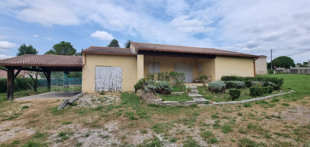 Maison à LAROQUE