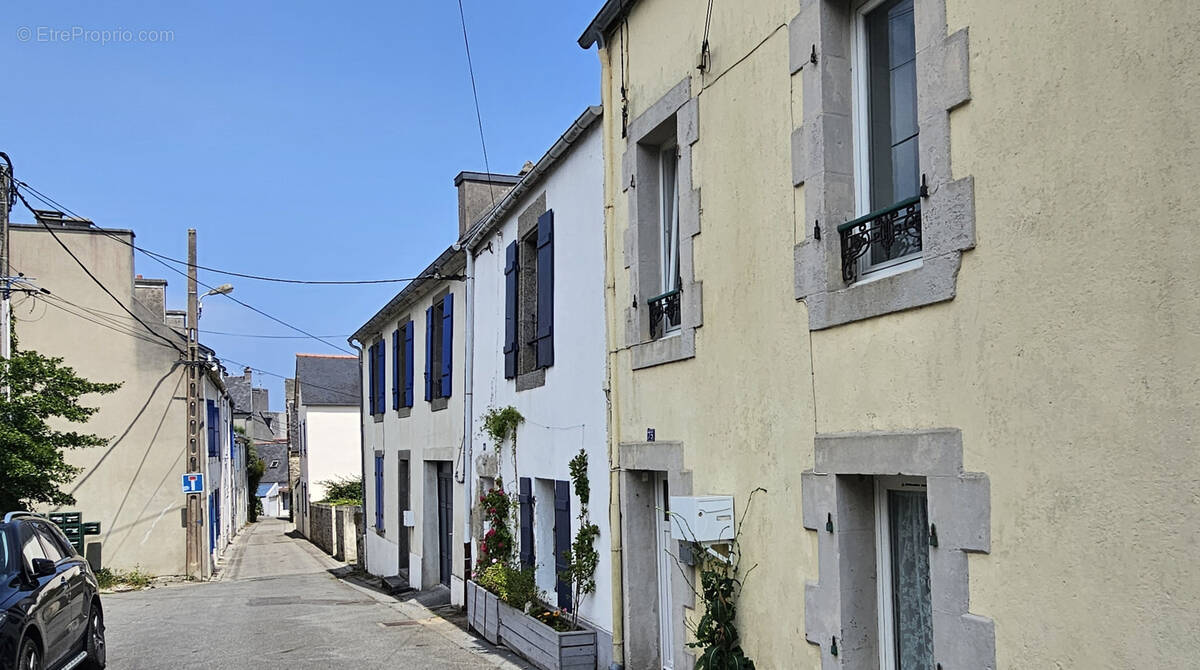Maison à CAMARET-SUR-MER