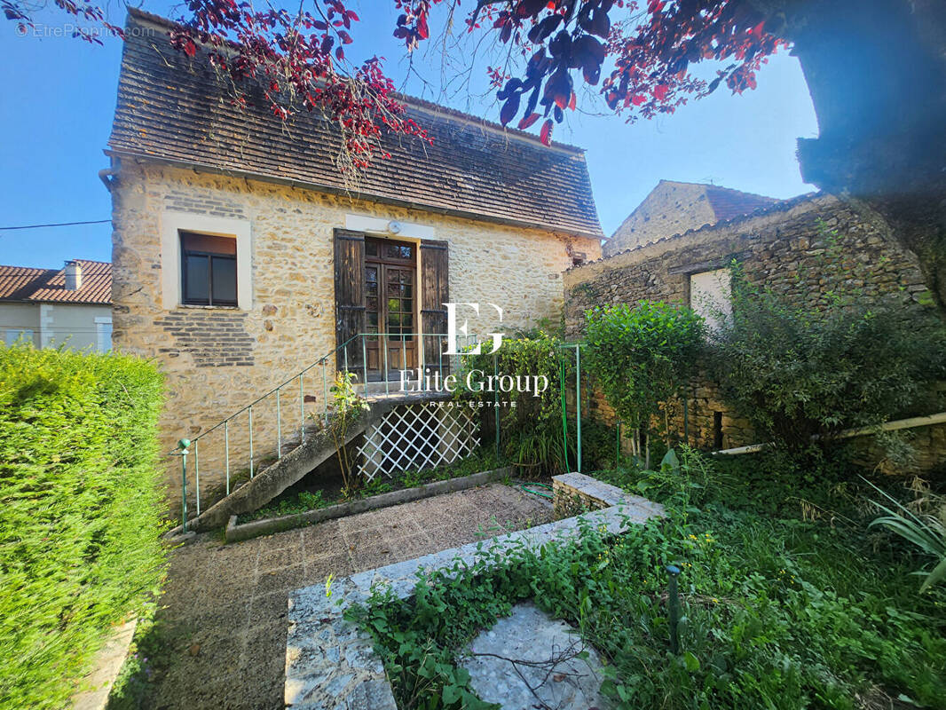 Maison à SIORAC-EN-PERIGORD