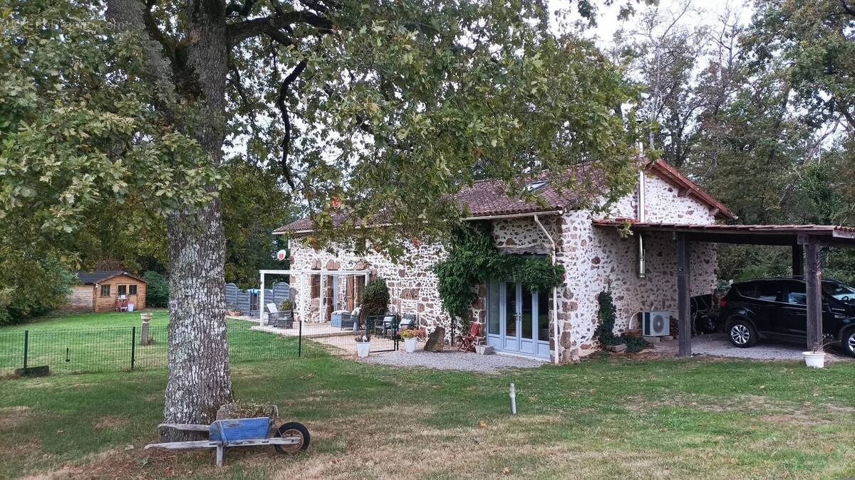 Maison à VIDEIX