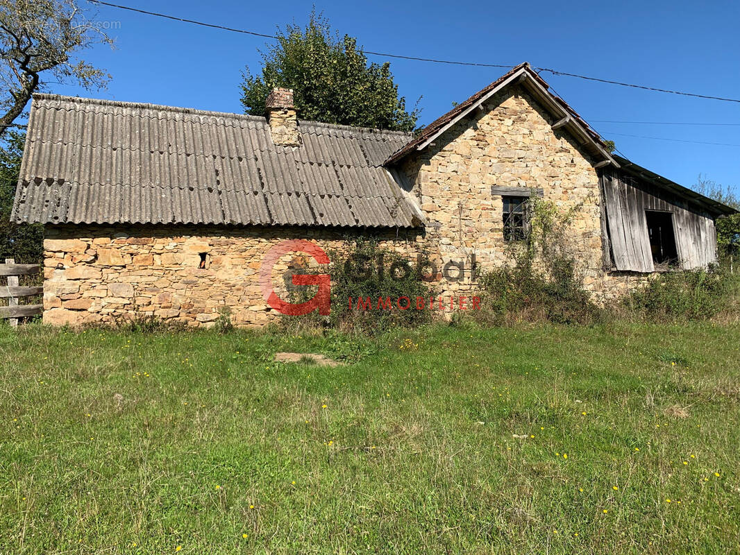 Maison à EYBURIE