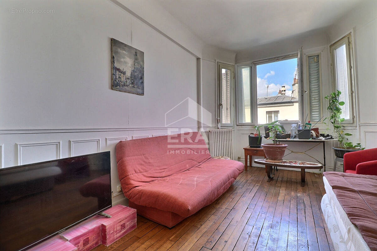 Appartement à AUBERVILLIERS