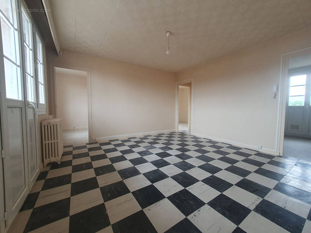 Appartement à MONTLUCON