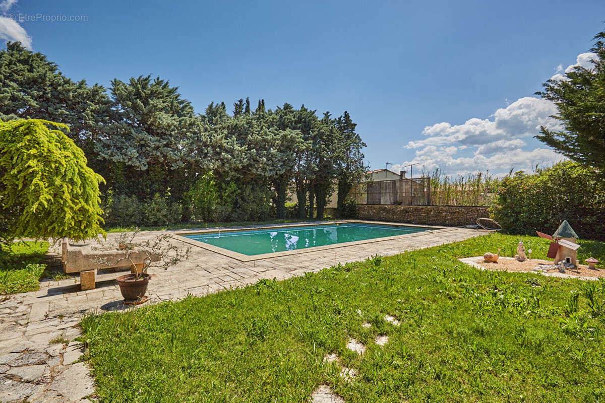 Maison à PUYVERT