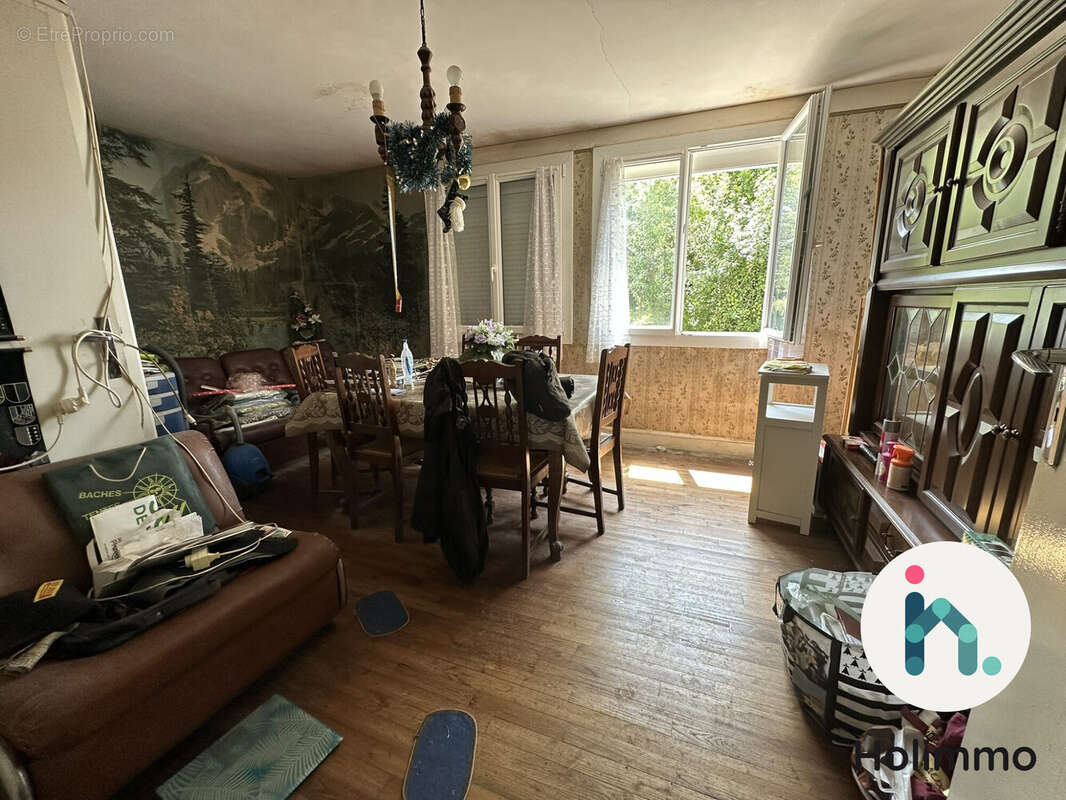 salon - Maison à PLESCOP