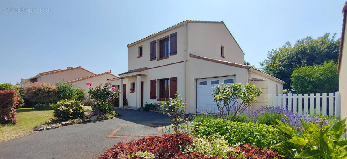 Maison à LES SORINIERES