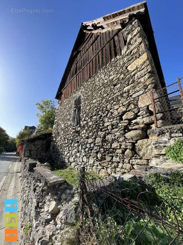 Maison à GARIN