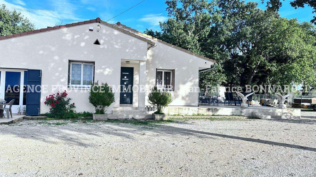 Maison à GRILLON