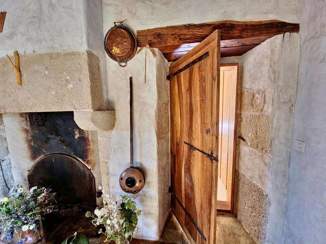 Maison à PUYLAGARDE
