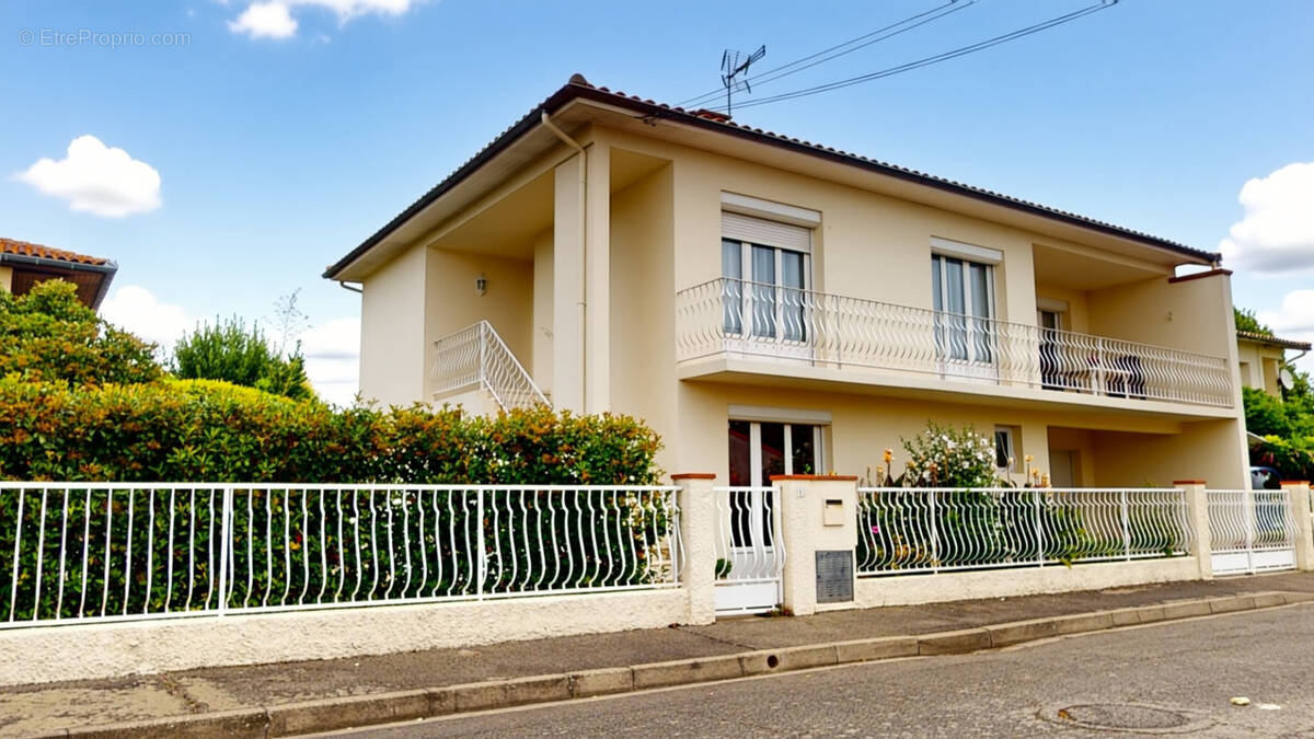 Maison à GRENADE