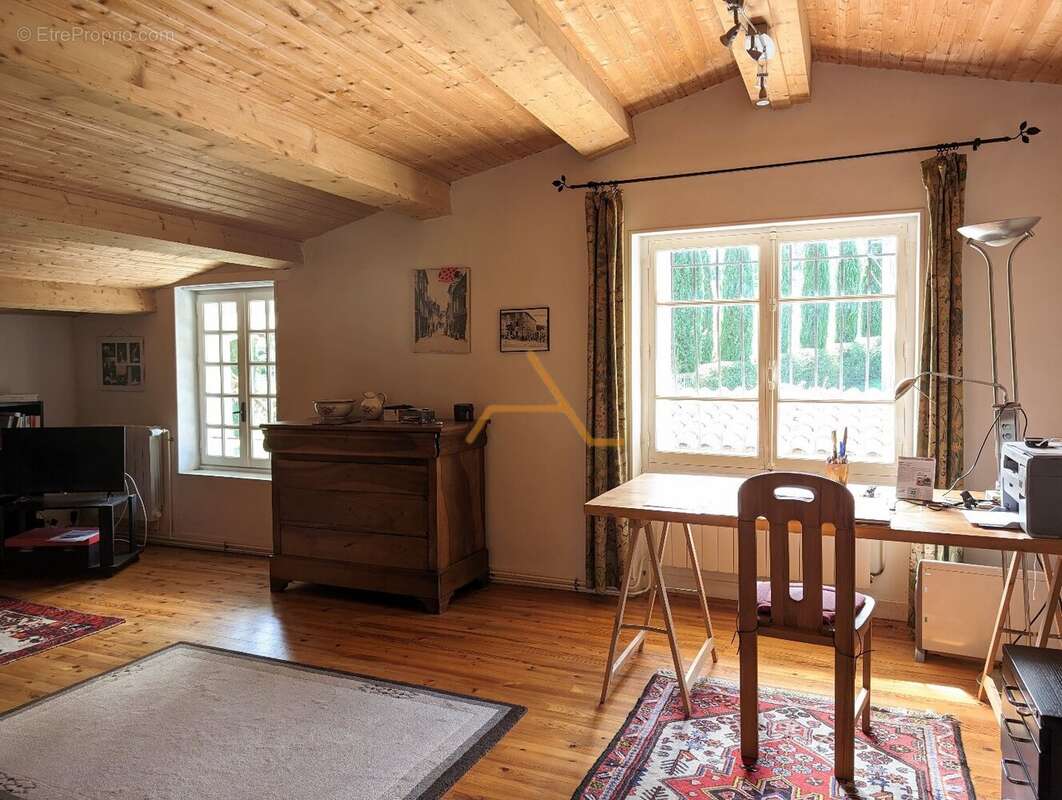 Maison à DIEULEFIT
