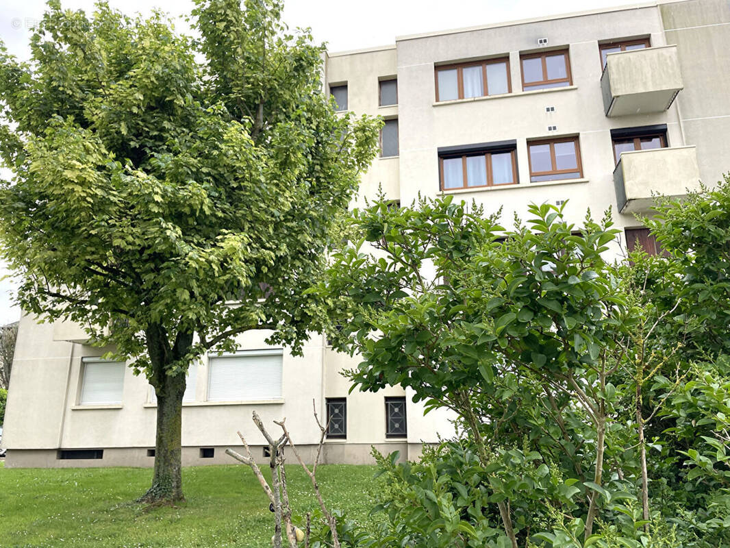Appartement à BEAUMONT-SUR-OISE