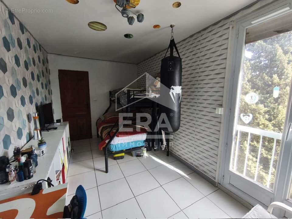Appartement à PORT-DE-BOUC