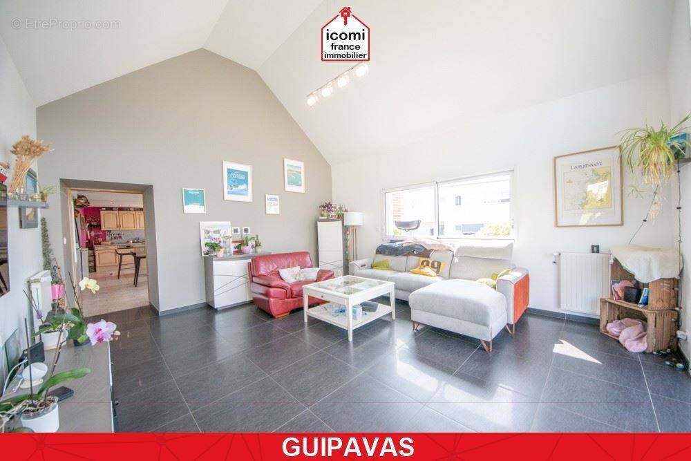 Maison à GUIPAVAS