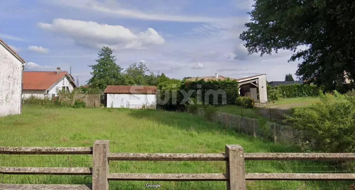 Terrain à TARTAS