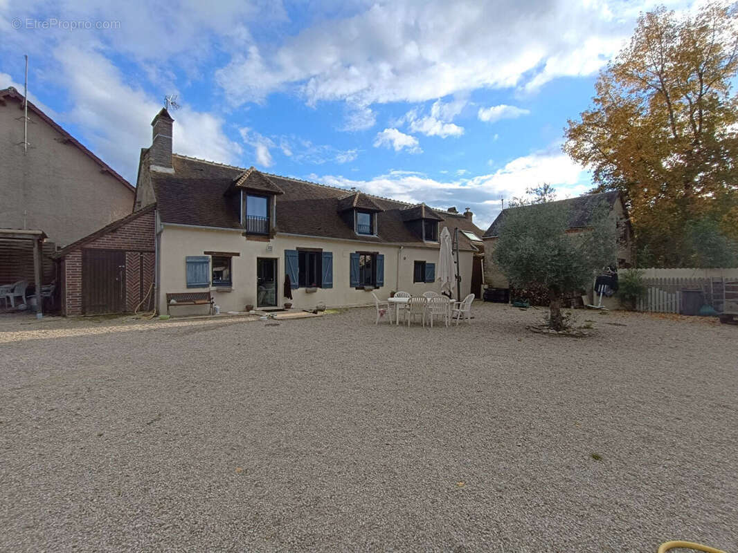 Maison à CHILLEURS-AUX-BOIS