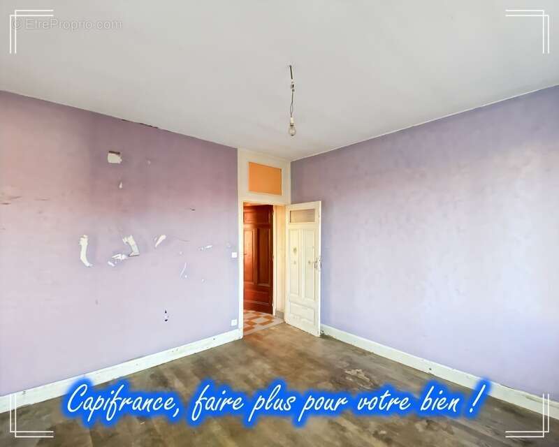 Maison à LA CLAYETTE