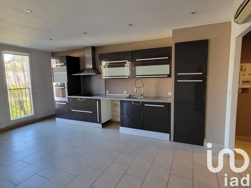 Photo 1 - Appartement à CHATEAUNEUF-GRASSE