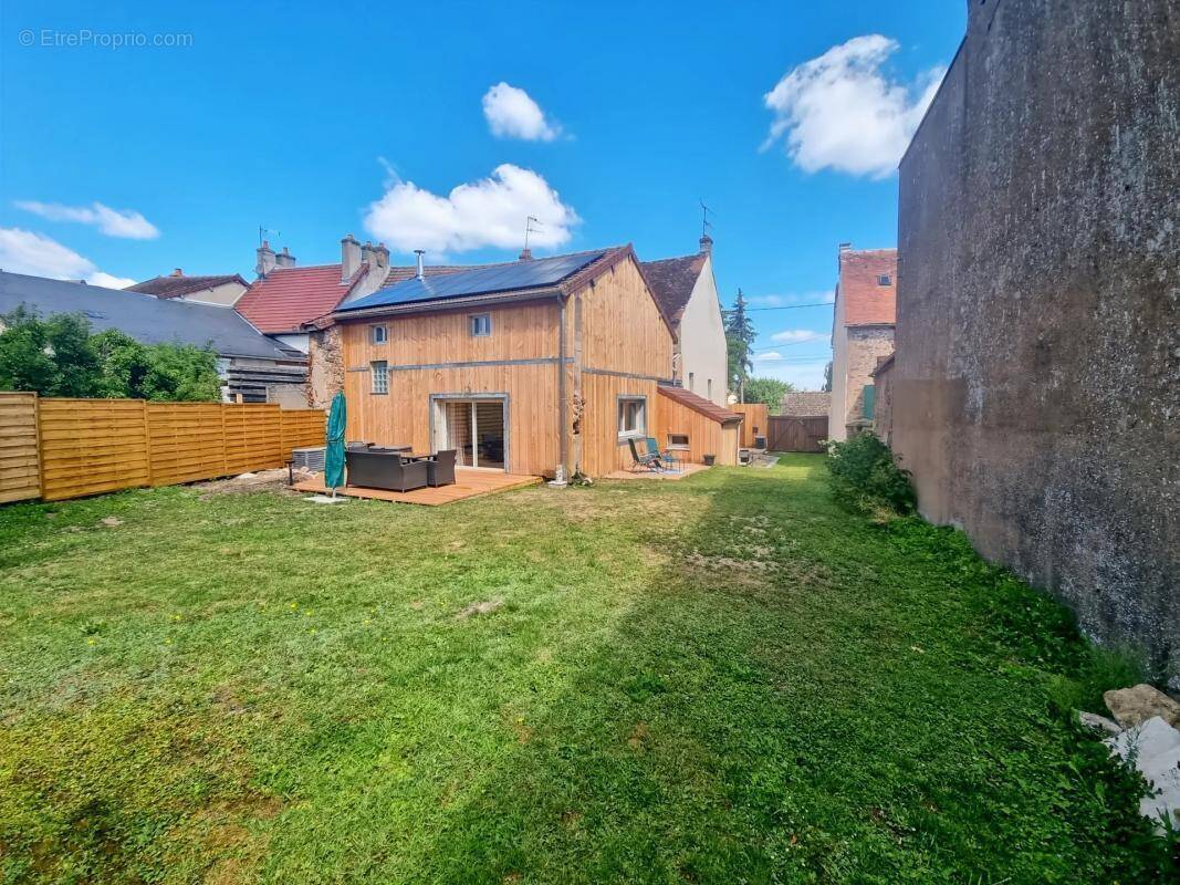 Maison à SAULIEU