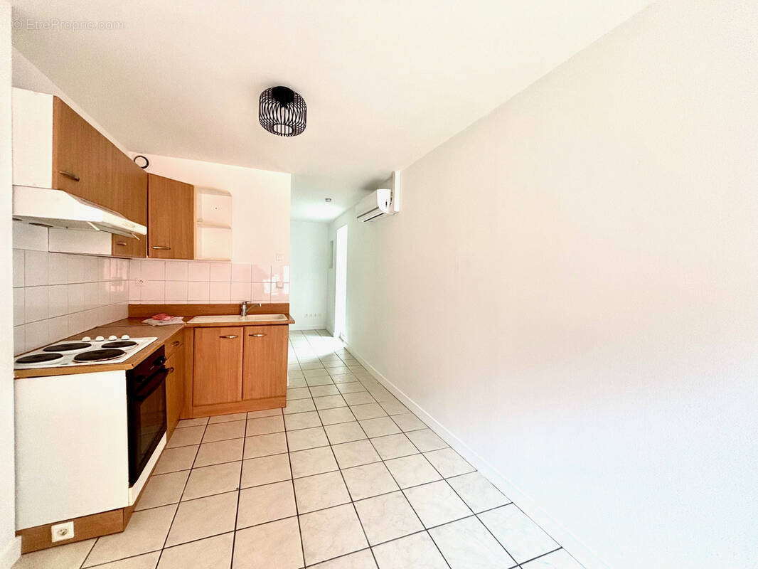 Appartement à CRAPONNE