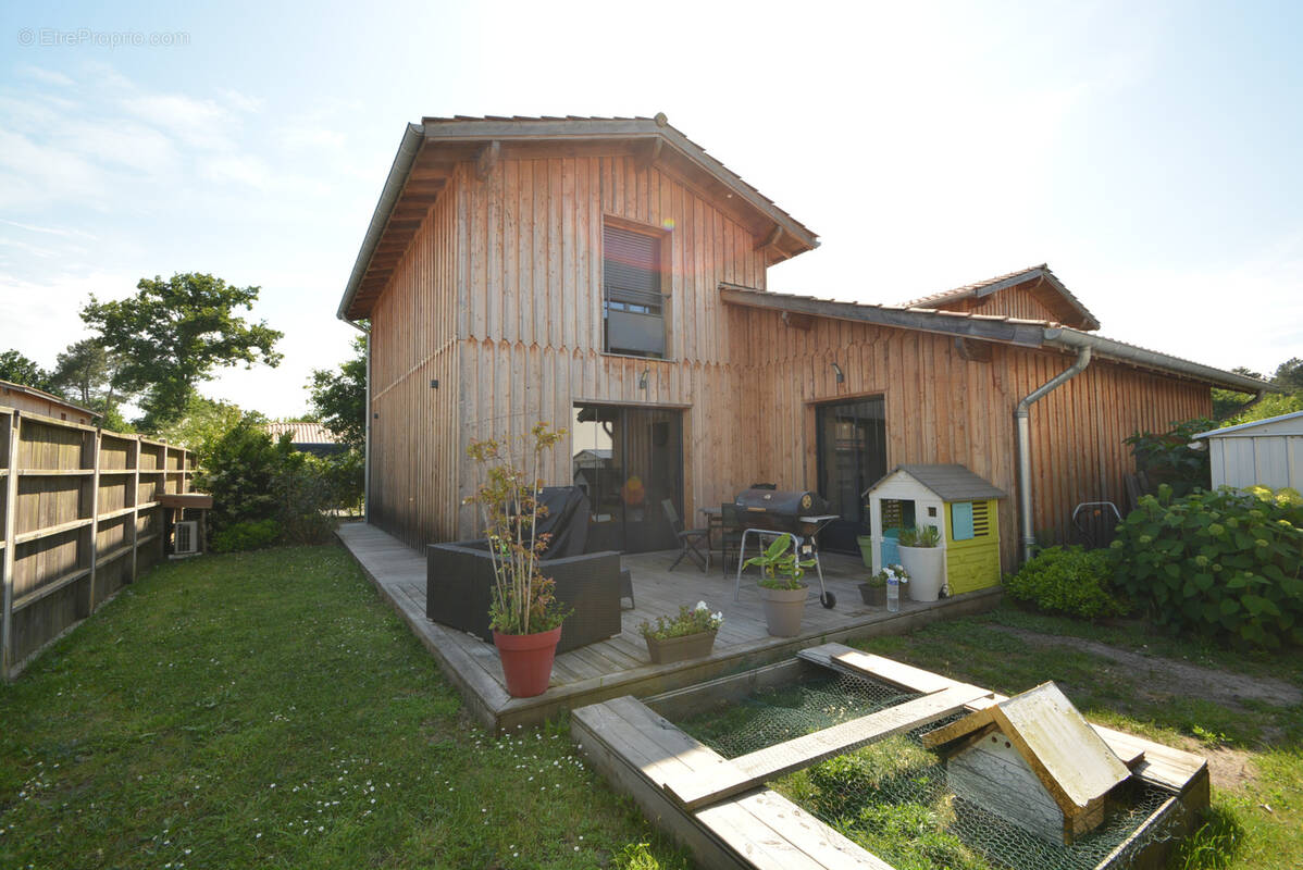 Maison à LE PORGE