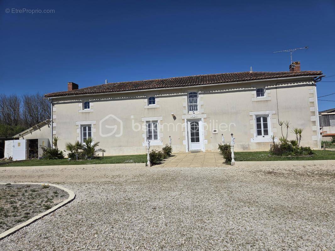 Maison à ROMAGNE