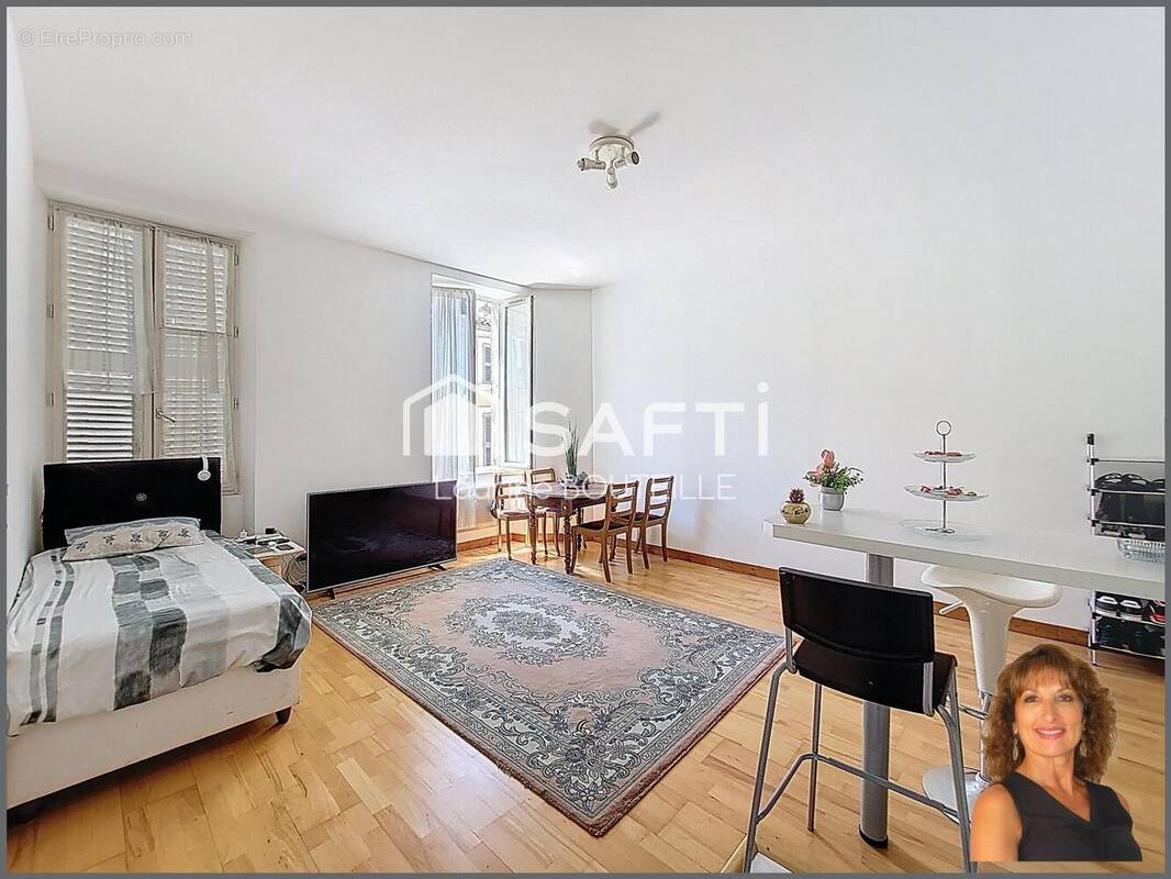 Photo 1 - Appartement à SALON-DE-PROVENCE