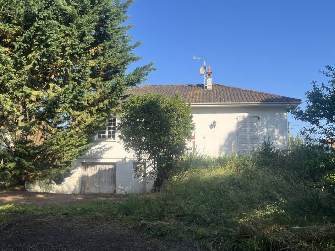 Maison à BAZAS