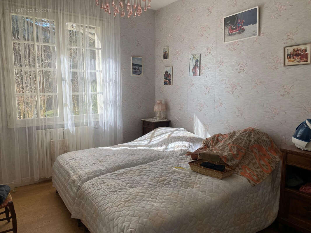 Maison à AUSSILLON