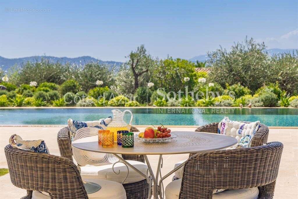Maison à MOUGINS
