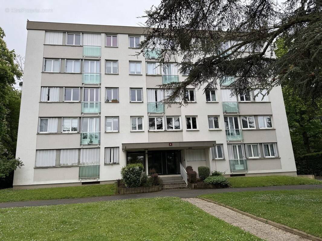 Appartement à SAINT-JEAN-LE-BLANC
