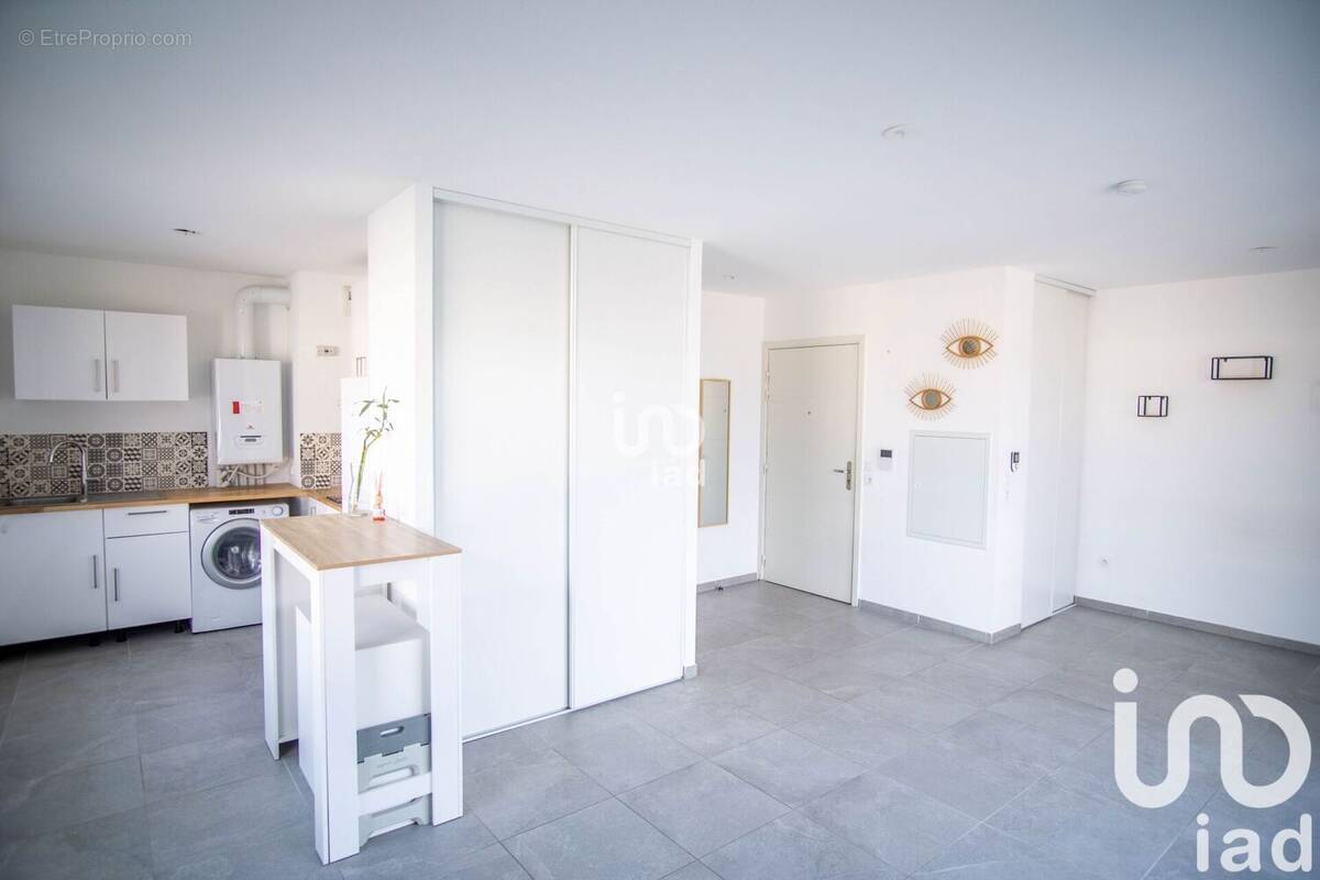 Photo 1 - Appartement à PUGET-SUR-ARGENS