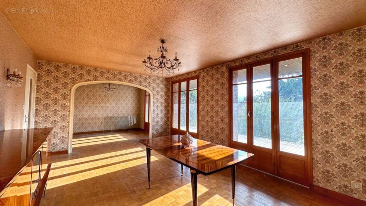 Maison à MOIRANS