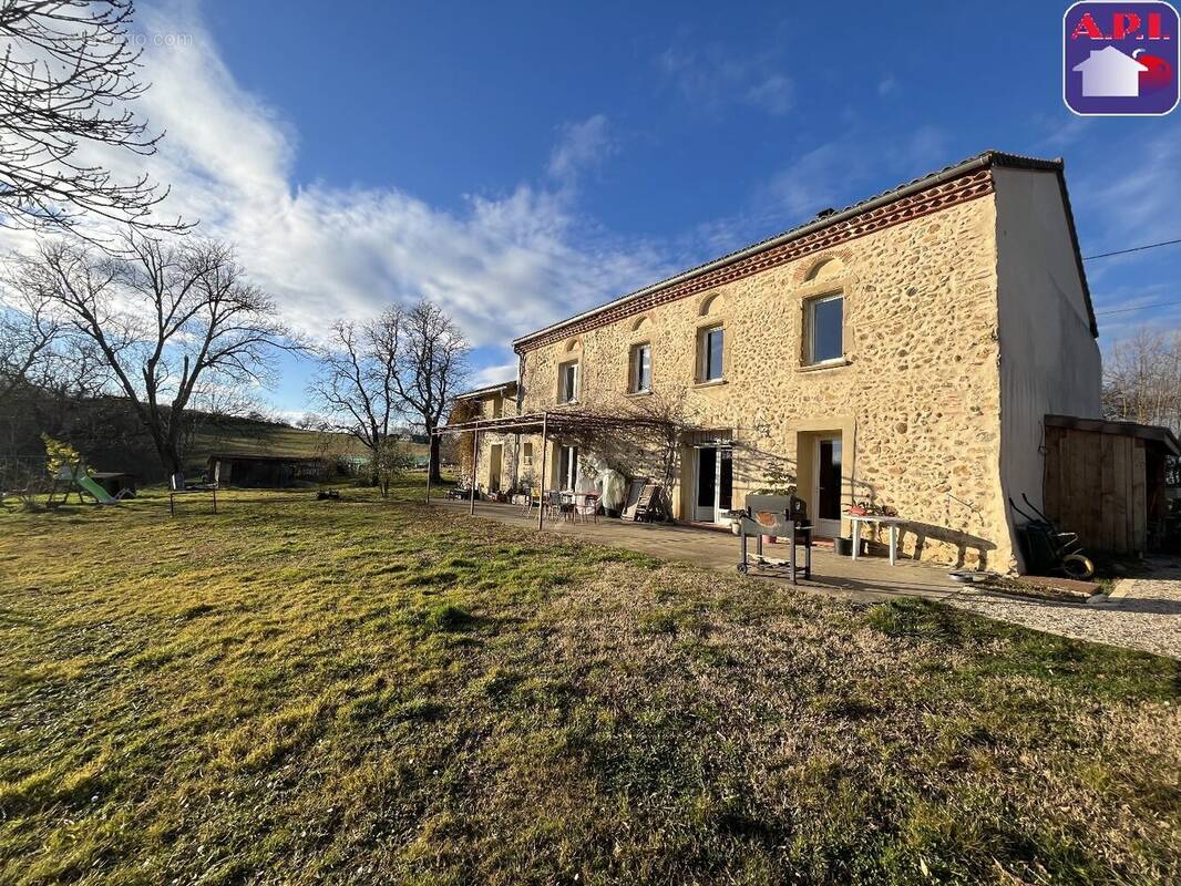 Maison à ESCOSSE