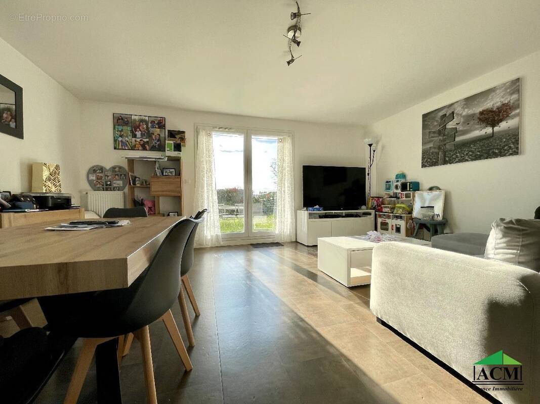 Maison à MERY-SUR-OISE