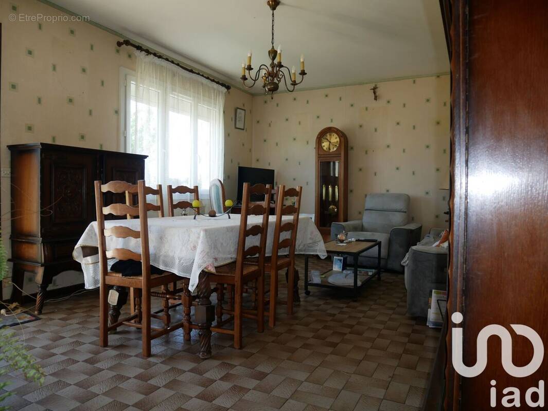 Photo 1 - Maison à ECHILLAIS