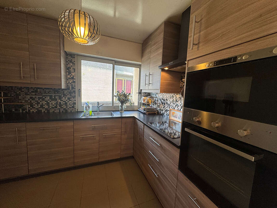 Appartement à PARIS-19E