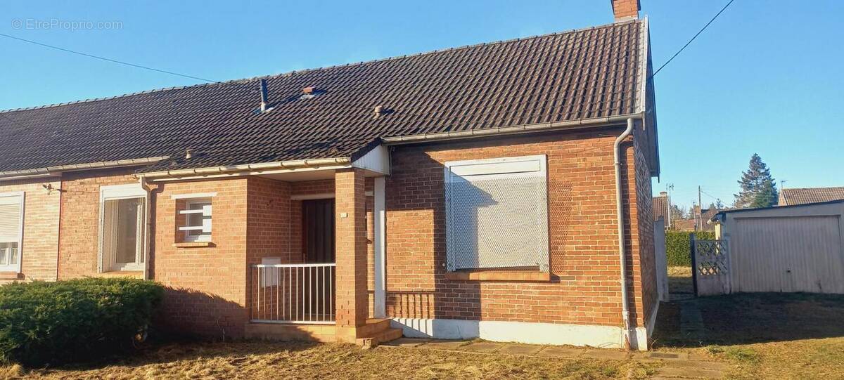 Maison à BRUAY-LA-BUISSIERE