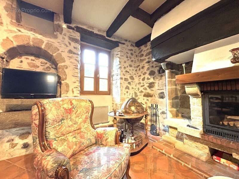 Maison à BEAULIEU-SUR-DORDOGNE