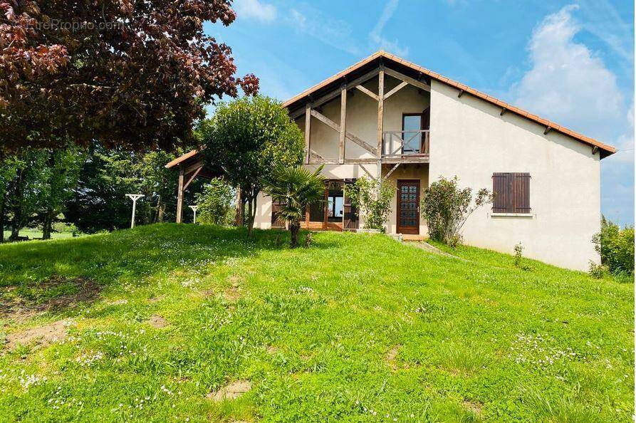 Maison à CHOUPPES