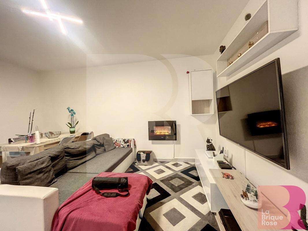 Appartement à MONDONVILLE