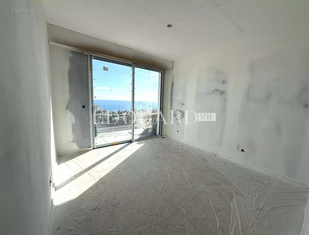 Appartement à BEAUSOLEIL