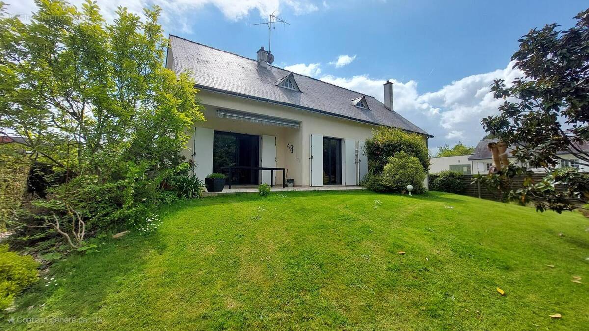 Photo 1 - Maison à AVRILLE