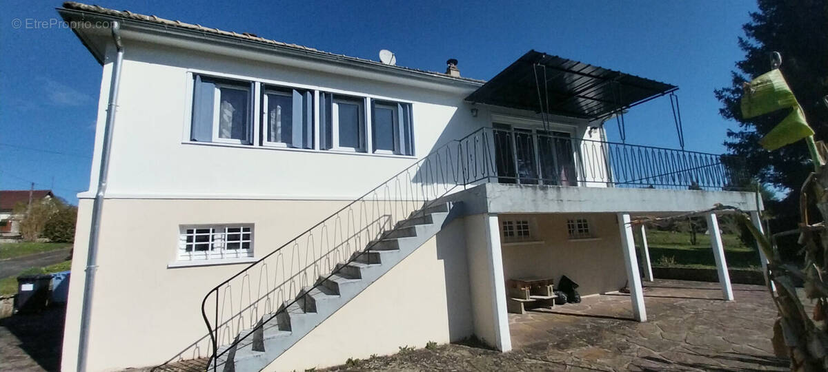 Maison à EPERNON